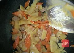 土豆胡萝卜片炒肉的做法图解8