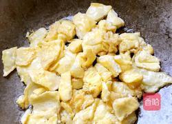 香菇鸡蛋炒米粉的做法图解3