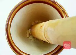 Illustration of how to make dumpling dipping 7