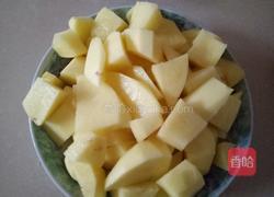 酱烧土豆丸的做法图解1