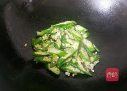 鸡蛋炒秋葵的做法图解10