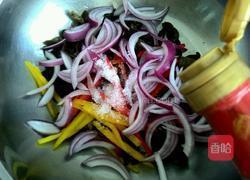 凉拌洋葱黑木耳的做法图解8