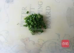 葱花面的做法图解2
