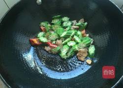 猪肉炒秋葵的做法图解7