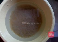 凉拌红薯粉条的做法图解3