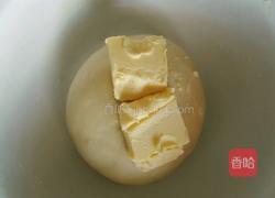 牛角面包的做法图解3