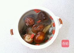 香菇乌鸡汤的做法图解4