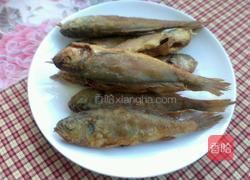 炸黄花鱼的做法图解6