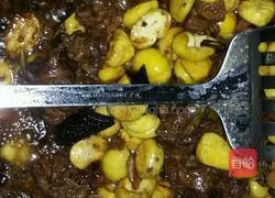 板栗烧鸭的做法图解3