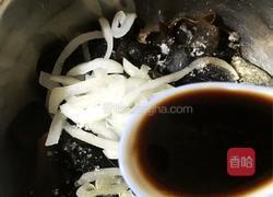 洋葱拌木耳的做法图解6