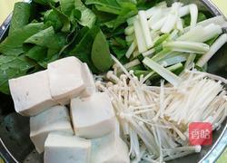 小白菜豆腐汤的做法图解2