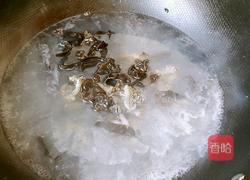 海参汤的做法图解3