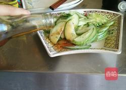 虾皮拌黄瓜的做法图解2