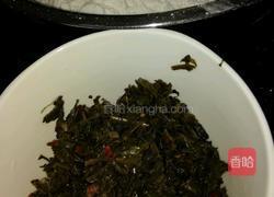 酸菜面疙瘩汤的做法图解1