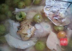 余甘煮鸡的做法图解3