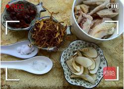 虫草花椰子老鸡汤的做法图解1