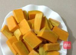 松软南瓜饼的做法图解1
