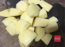 土豆咖喱鸡的做法图解3