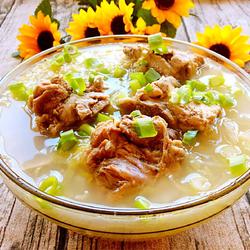 排骨炖酸菜的做法[图]