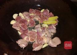 尖椒爆鸡心的做法图解3