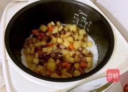 土豆腊肉焖饭的做法图解10
