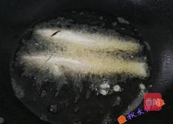干炸沙丁鱼的做法图解4