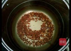 花生红豆粥的做法图解2