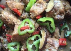 香菇黄焖鸡的做法图解2