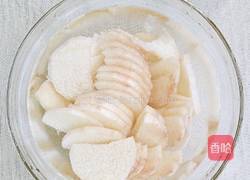 黑木耳炒山药的做法图解1