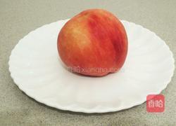 糖水桃子的做法图解1