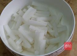 酸辣萝卜条的做法图解3