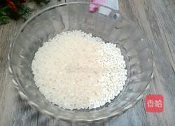 大米红枣粥的做法图解1