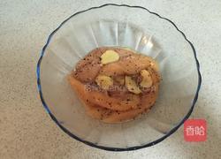 香蒸鸡胸肉的做法图解1