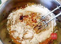 电饭煲枣糕的做法图解4