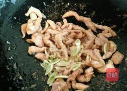 苦瓜炒瘦肉的做法图解9