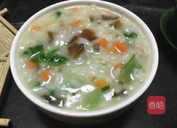 皮蛋瘦肉粥的做法图解1