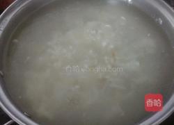银耳百合粥的做法图解5