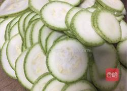 凉拌西葫芦的做法图解3