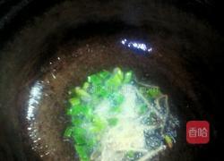 鸡血炒豆腐的做法图解4