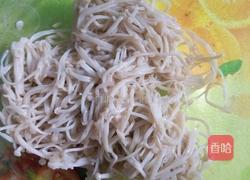 麻辣金针菇的做法图解3