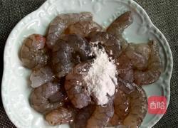青豆玉米炒虾仁的做法图解2