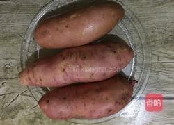 微波炉烤地瓜的做法图解1