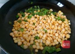青椒玉米粒的做法图解5
