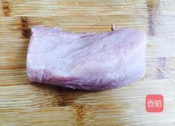 洋葱木耳炒肉的做法图解2