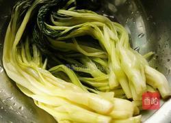 抱腌菜炒毛豆的做法图解2