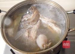 鱼汤的做法图解3