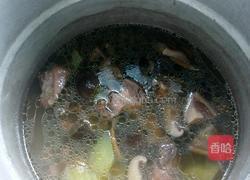 当归红枣炖鸡的做法图解5