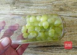 鲜榨葡萄汁的做法图解2