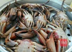 蒸河蟹的做法图解2