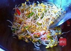 豆芽炖粉条的做法图解5